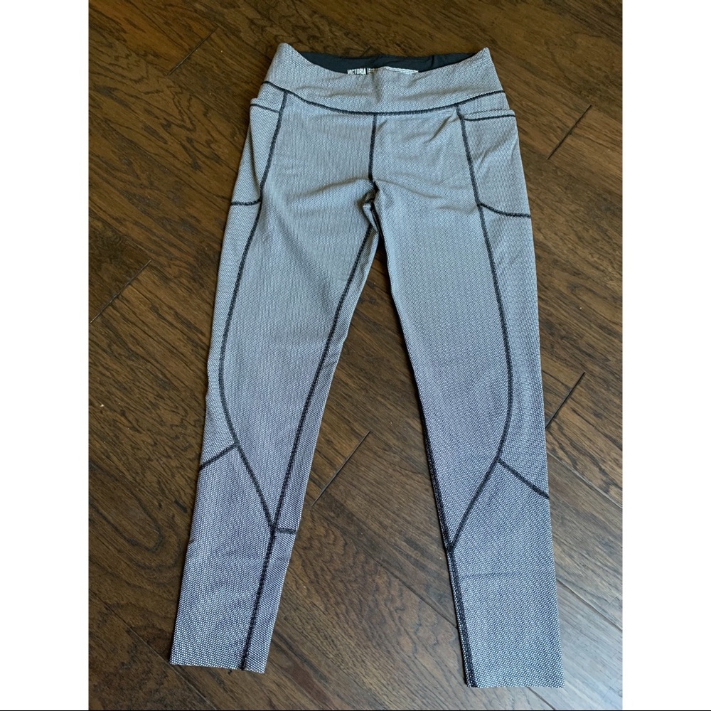Victoria secret workout leggings